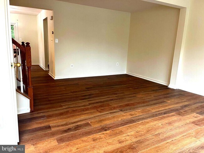 Foto del edificio - 7319 Granite Woods Ct