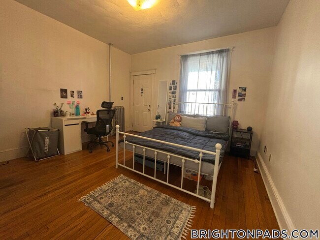 Foto del edificio - 17 Cummings Rd