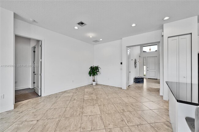Foto del edificio - 9706 Celtic Sea Ln