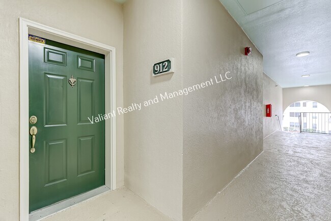 Foto del edificio - 8601 Beach Blvd