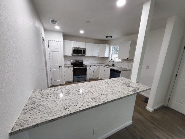 Foto del edificio - 8002 Winsford Dr