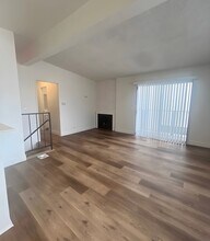 Building Photo - 128 39th St Building Photo - 128 39th St