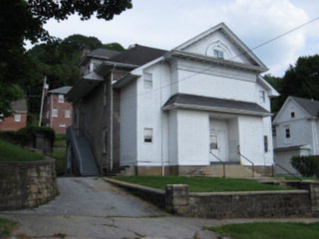 Primary Photo - 209 Monroe St