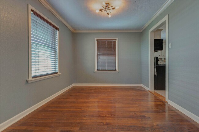 Foto del edificio - 2043 Alta Vista St