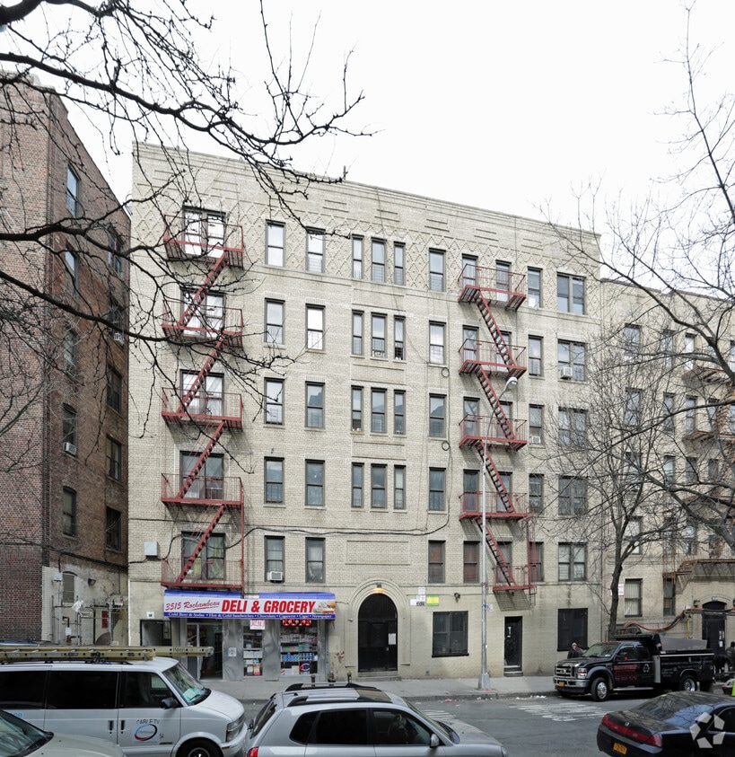 Primary Photo - 3515 Rochambeau Ave