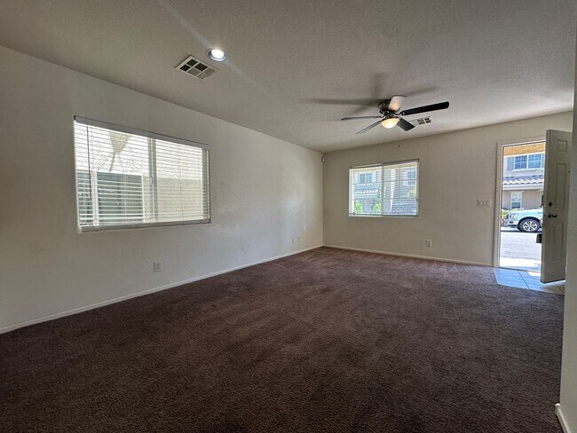 Foto del edificio - Cozy home close to US95, CC215, shopping, ...