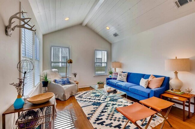 Foto del edificio - 907 Jewell St