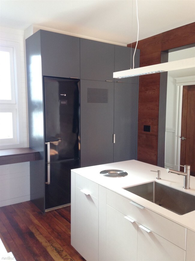 Foto del edificio - 3 br, 2 bath Flat - 511A Minna St