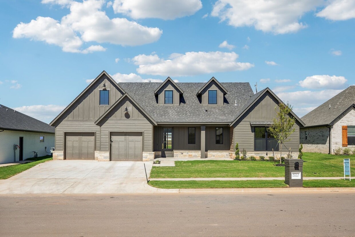 Primary Photo - New construction in Yukon's Crestone Ridge