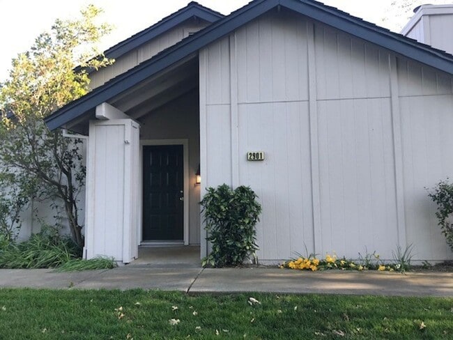 Building Photo - Swallows Nest gated community. Single stor...