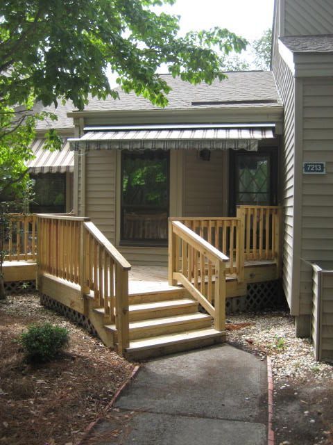 Foto del edificio - 3BR/2BA Unfurnished Lakefront Condo