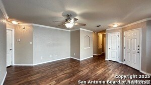 Foto del edificio - 9327 Rainbow Creek