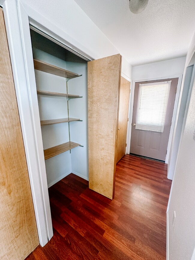 Foto del edificio - Charming single-level home nestled on Dillon's east side.