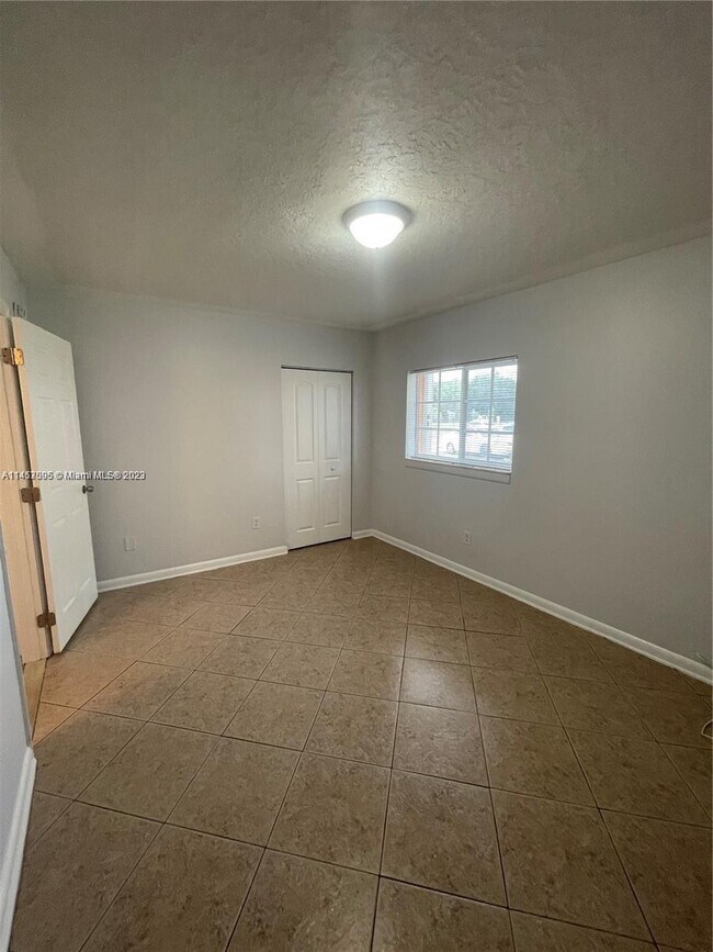 Building Photo - 3630 N 56th Ave