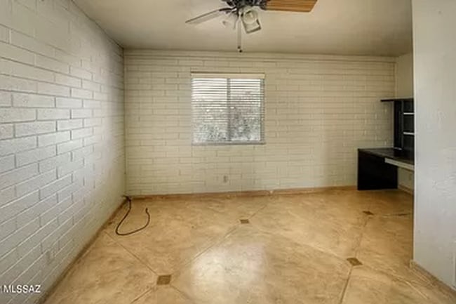 Building Photo - 55 Cherry-206