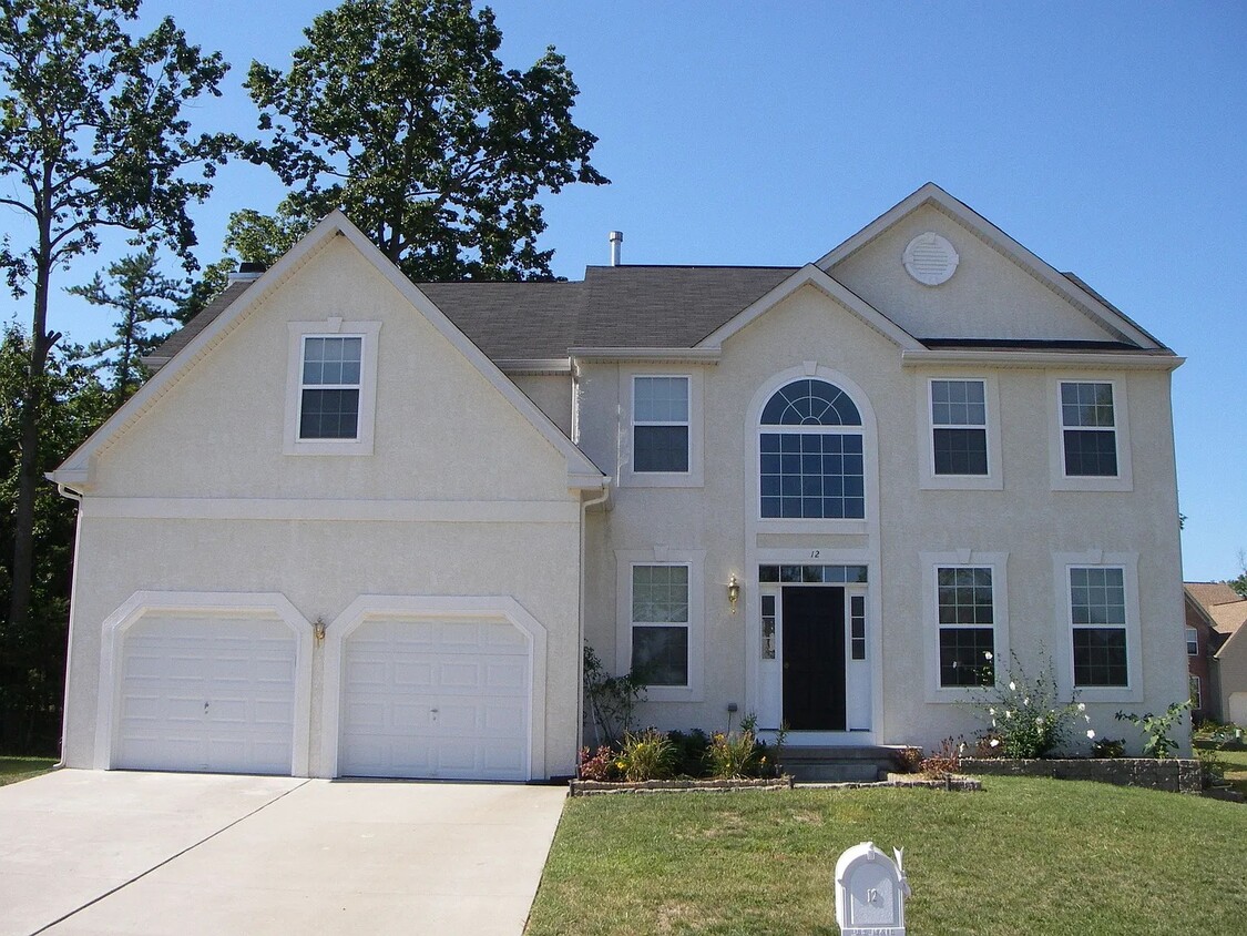 Primary Photo - 12 Kelly Drive