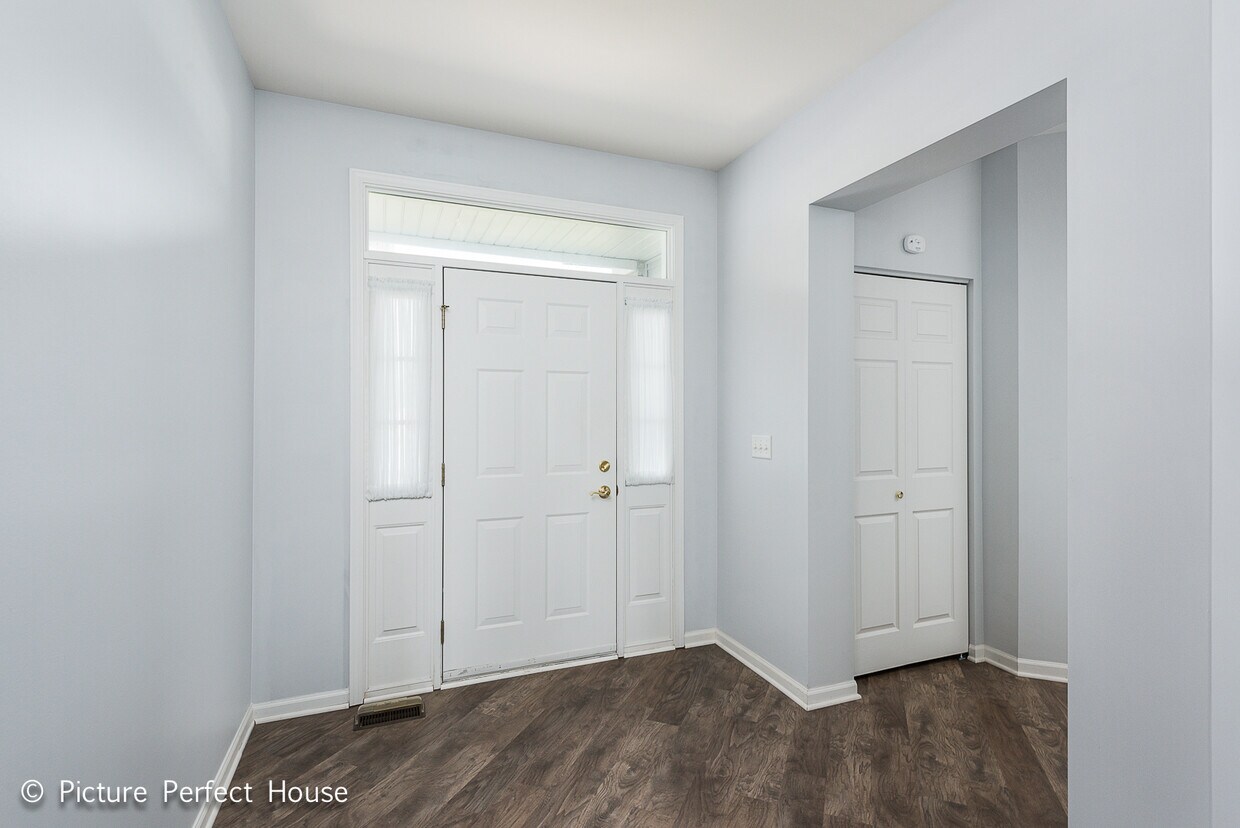 Foto principal - 24309 Whispering Trails Dr