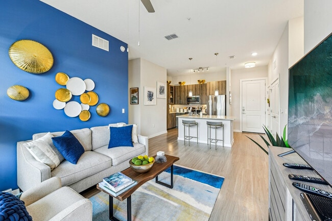 Sala de estar - Overture Dr. Phillips 55+ Active Adult Apartment Homes