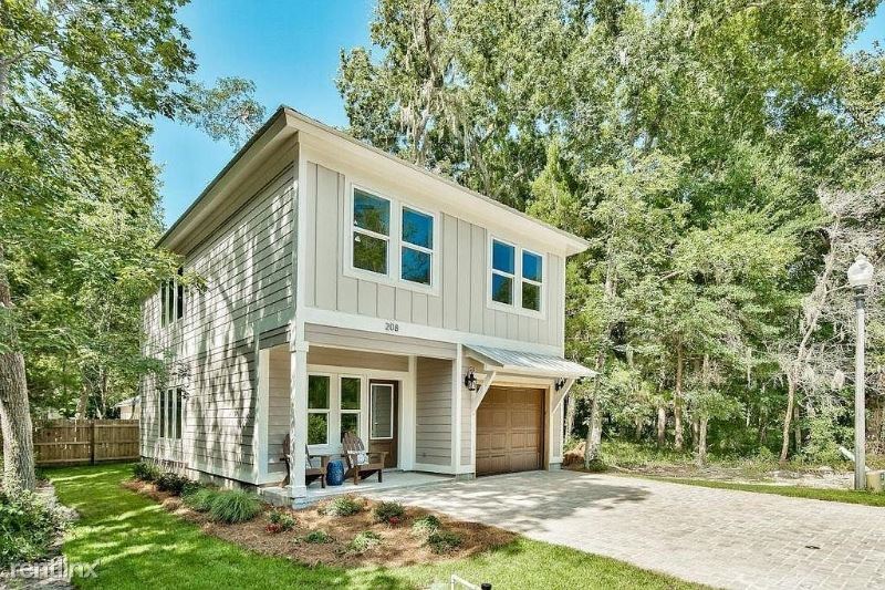 Primary Photo - 3 br, 2.5 bath House - 208 Rearden Way