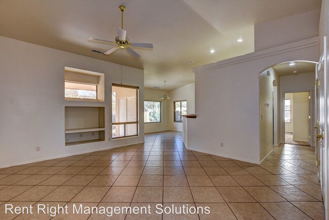 Building Photo - 3 br, 2 bath House - 6745 Sandhurst Drive