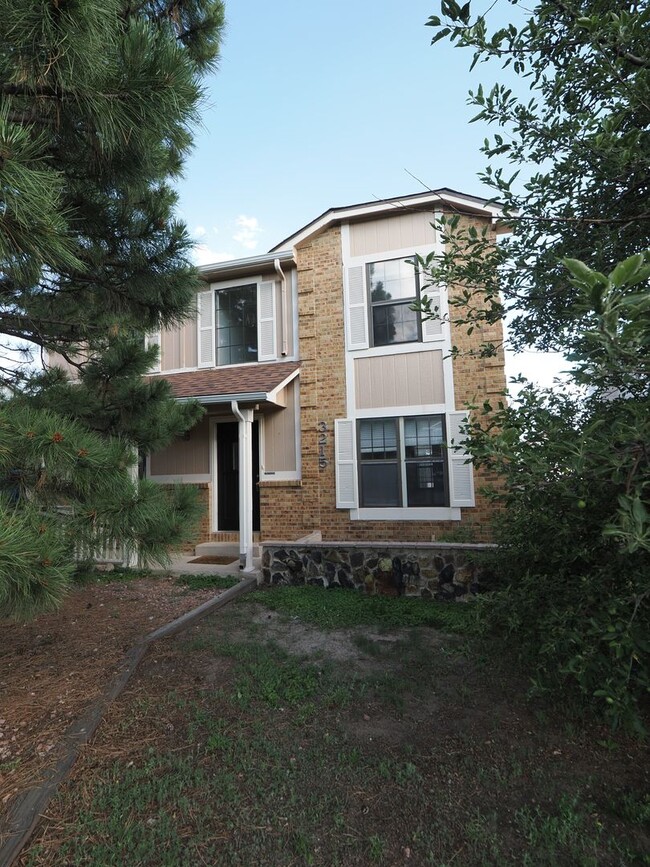 Foto del edificio - 3 Bdrm, 2.5 Bath Home off of Powers!