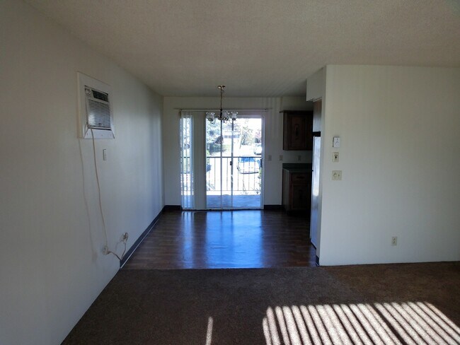Foto del edificio - Great centrally located apartment!
