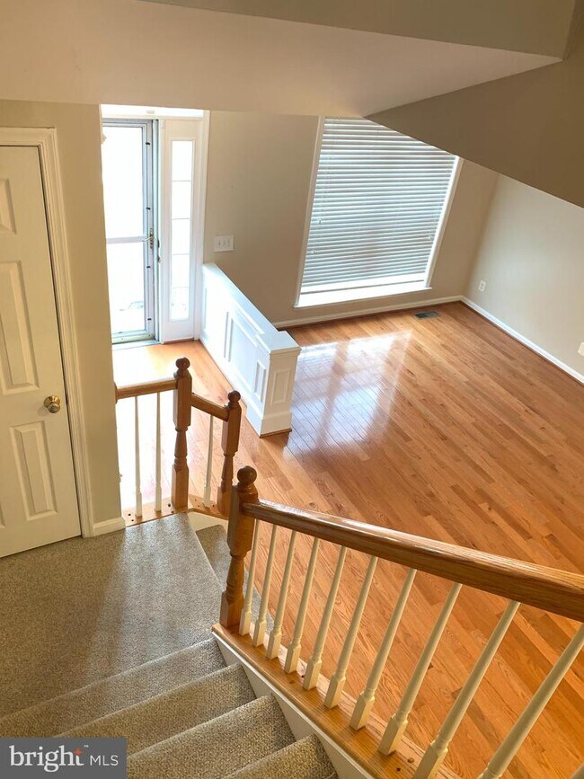 Building Photo - 6327 Summer Moon Ln