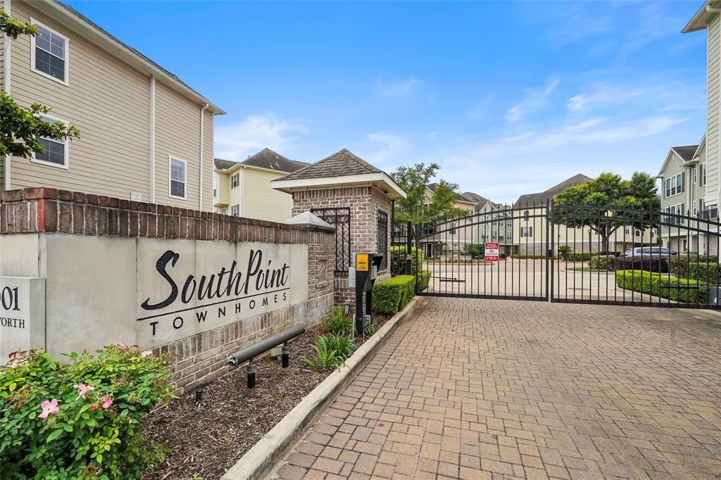 Primary Photo - 3001 Murworth Dr