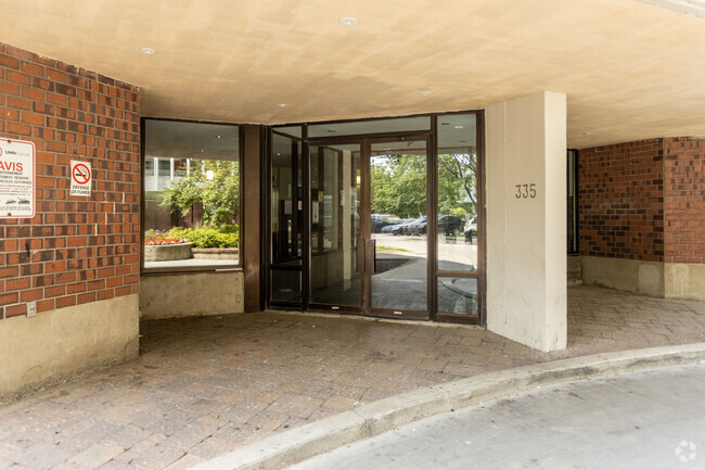 Building Photo - Le Comesol Apartments
