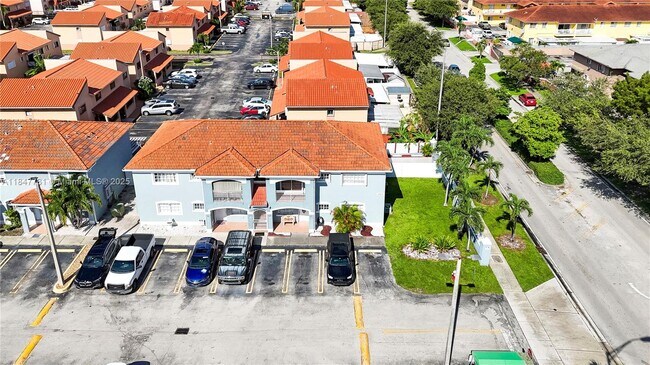 Foto del edificio - 2860 W 80th St