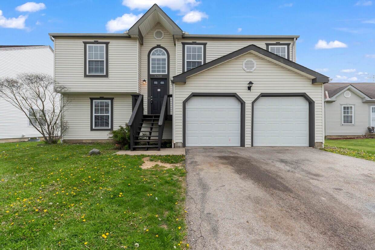 Foto principal - 5708 Canal Bridge Dr