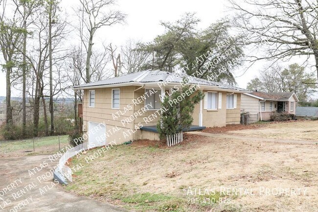 Building Photo - 604 Highland Ave