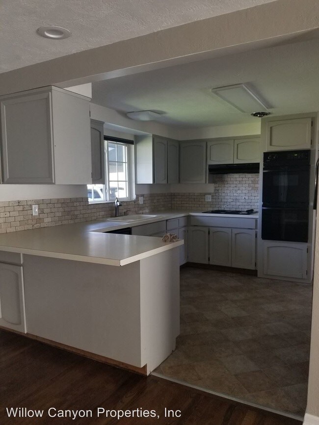 Foto del edificio - 3 br, 2 bath House - 476 NE Bean Drive