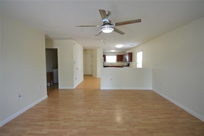 Foto del edificio - 12305 Briarcreek Loop