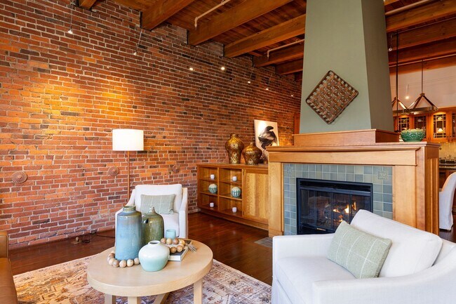 Foto del edificio - Pioneer Square Penthouse