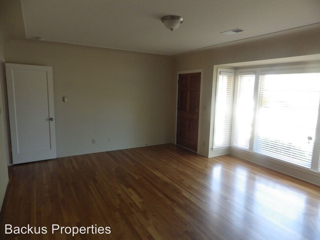 Building Photo - 3 br, 2 bath House - 617 Park St