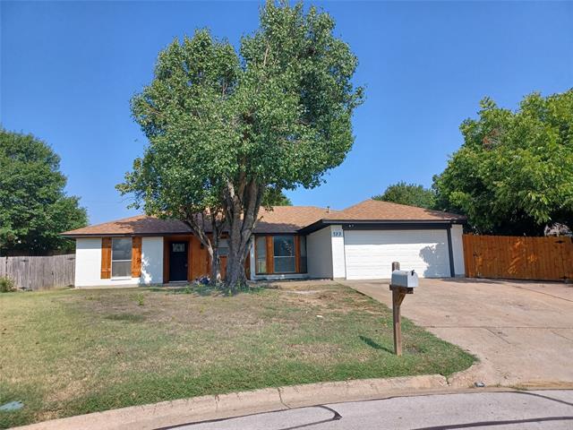Primary Photo - 733 Somerset Ct