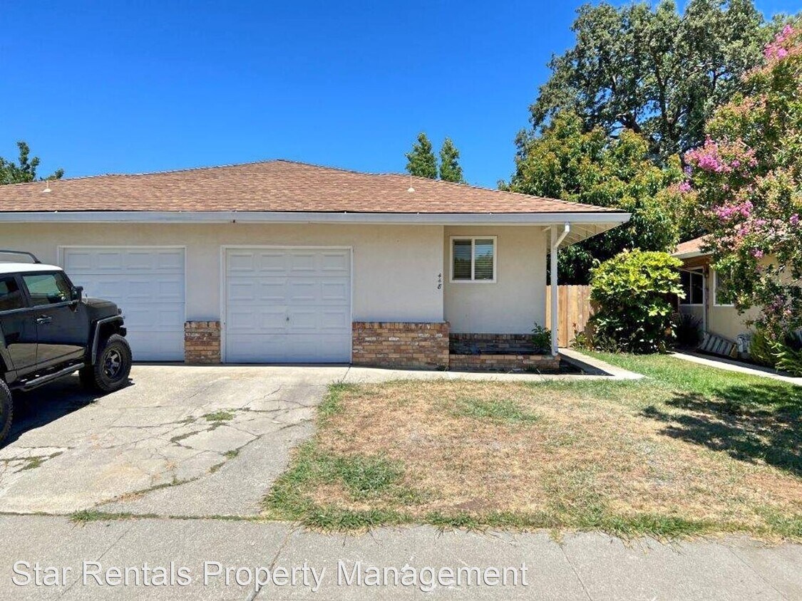 Primary Photo - 2 br, 1 bath House - 448 Fir Street