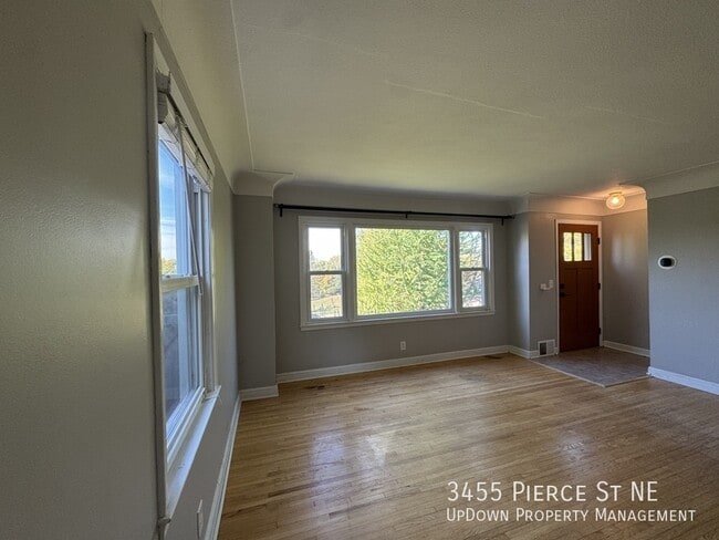 Foto del edificio - 3455 Pierce St NE
