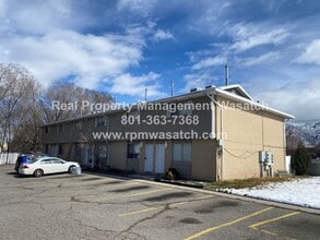 Building Photo - 669 Candlelite Ln