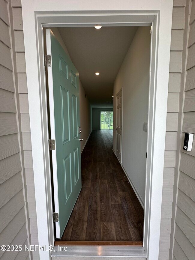 Foto del edificio - 634 Celtic dr