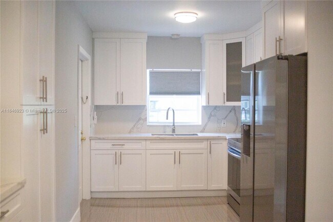 Foto del edificio - 624 Westward Dr