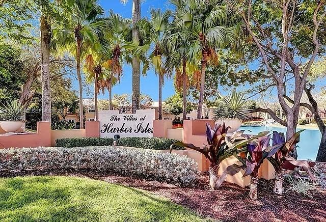 Foto del edificio - 4949 N Harbor Isles Dr