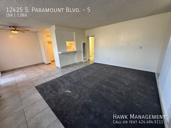 Foto del edificio - 12425 Paramount Blvd