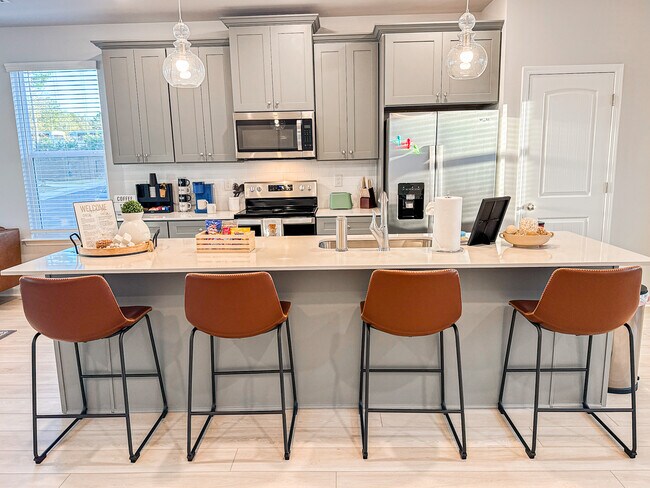 Foto del edificio - 3217 Bateman Drive SE