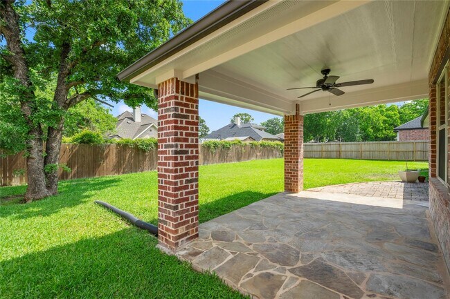 Foto del edificio - 12222 Walden Rd