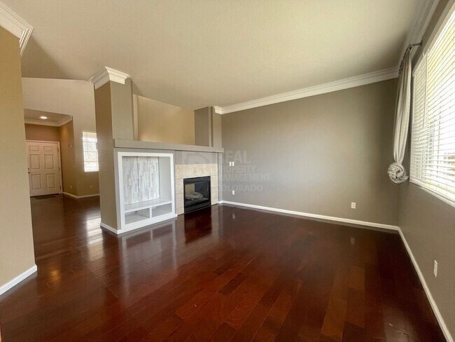 Foto del edificio - 16800 E Hollow Horn Ave
