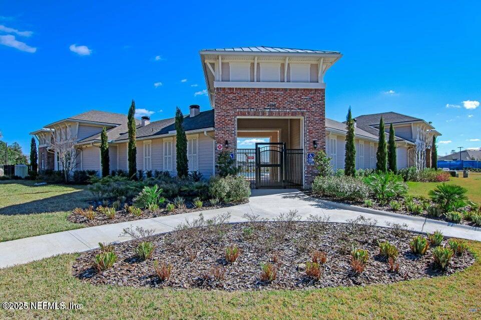 Foto principal - 3616 Alta Lakes Blvd