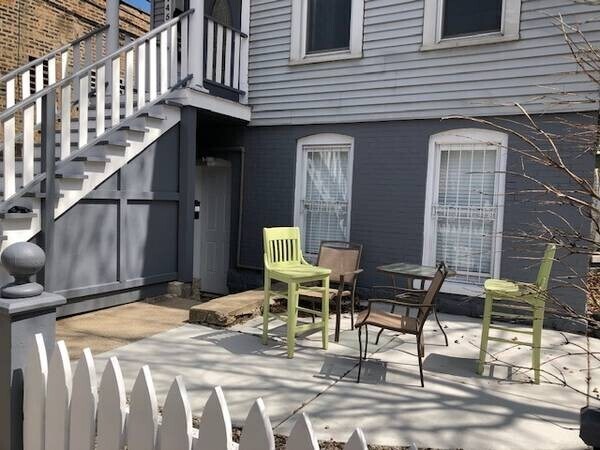 Foto principal - 3145 N Kenmore Ave