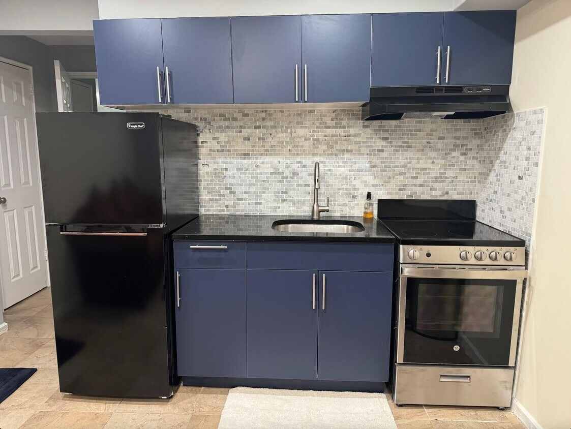 Foto principal - 32-40-40 75th St